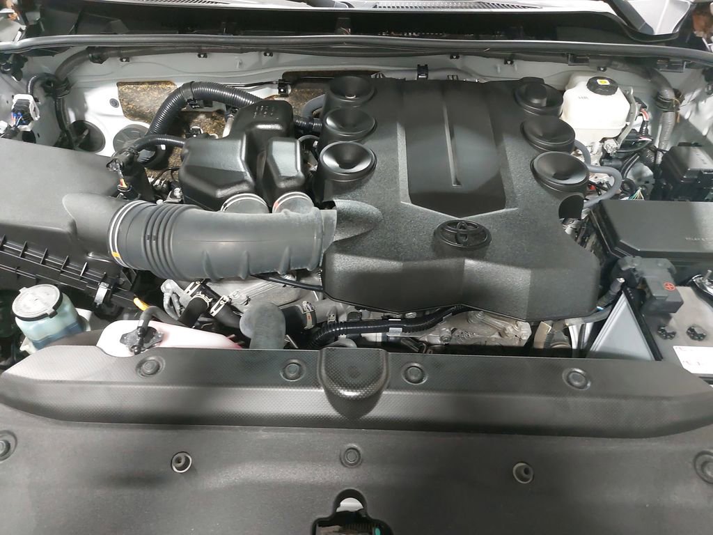 Used 2024 Toyota 4Runner SR5 image 29