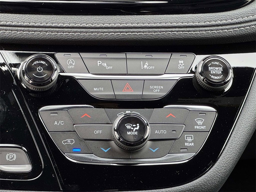 New 2026 Chrysler Pacifica Select image 19