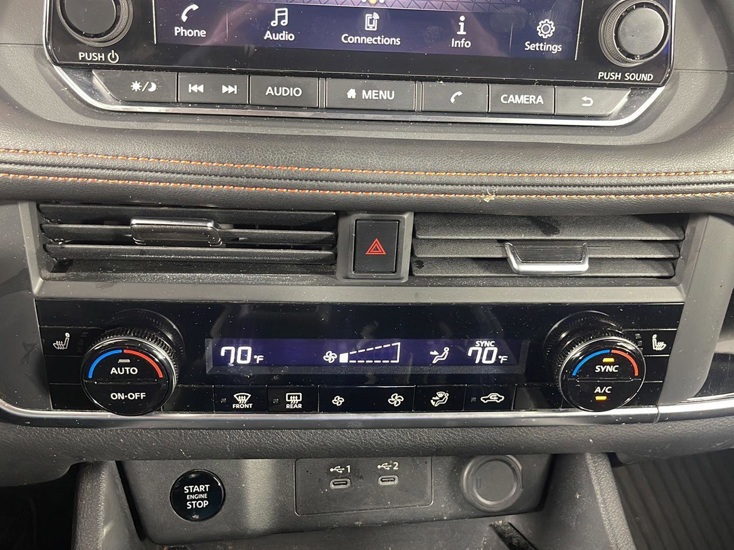 Used 2025 Nissan Rogue SV image 17