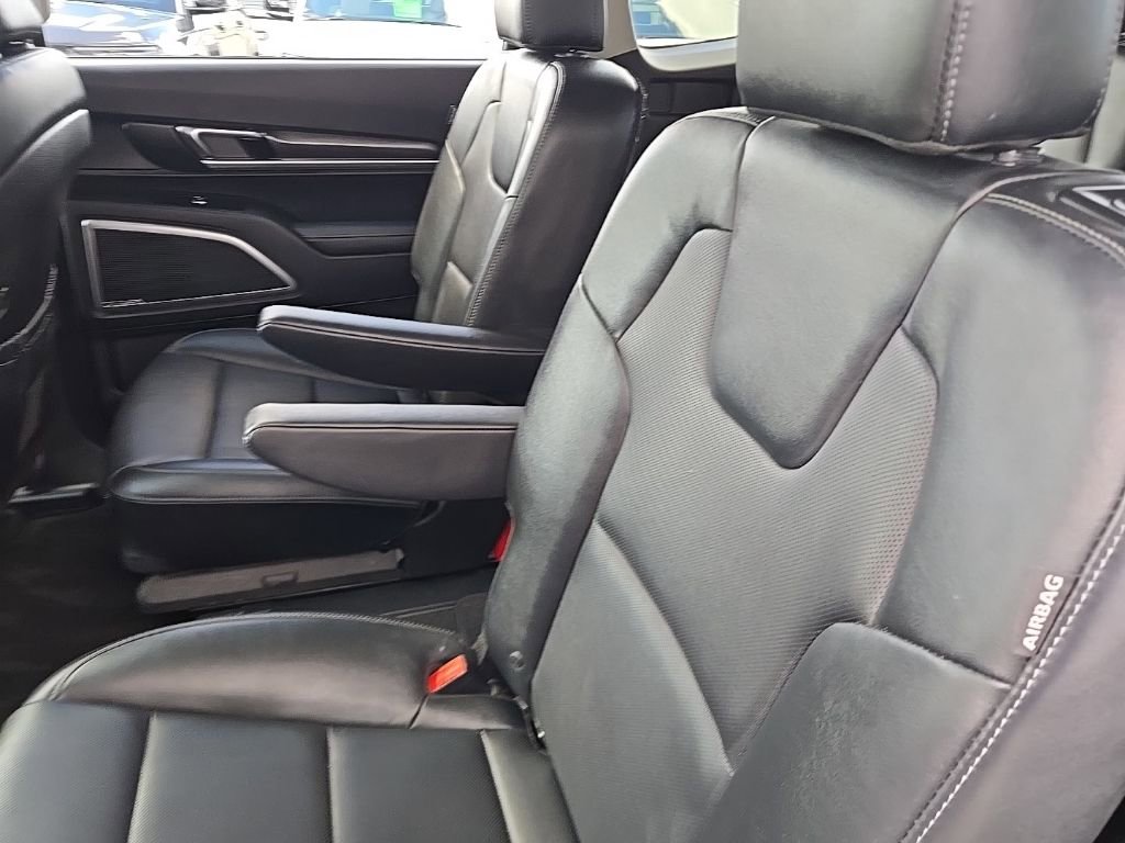 Used 2023 Kia Telluride S w/ S Sunroof Package image 17