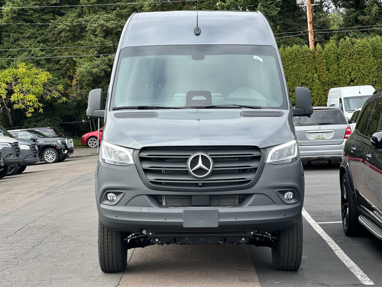 New 2026 Mercedes-Benz Sprinter 144 Cargo image 9