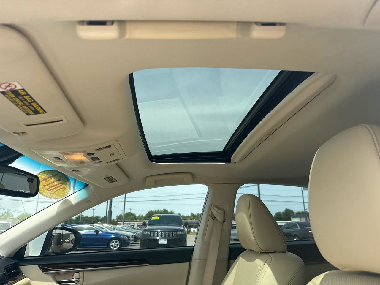 Used 2014 Lexus ES 350 w/ Premium Package FWD image 26