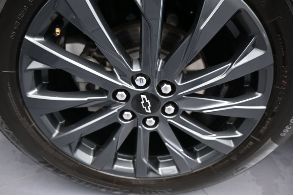 Used 2023 Chevrolet Traverse RS FWD image 51