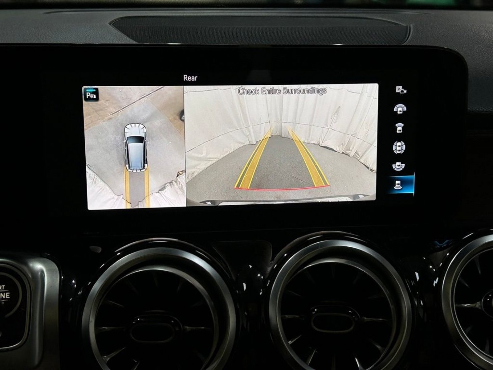 Used 2022 Mercedes-Benz GLB 250 4MATIC image 20