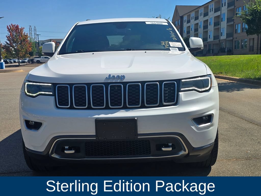 Used 2018 Jeep Grand Cherokee Limited AWD/4WD image 6