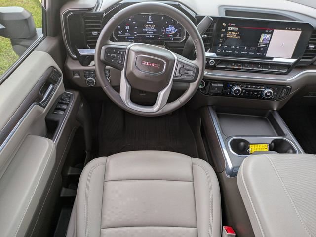 Used 2024 GMC Sierra 2500 SLT w/ SLT Premium Package image 19