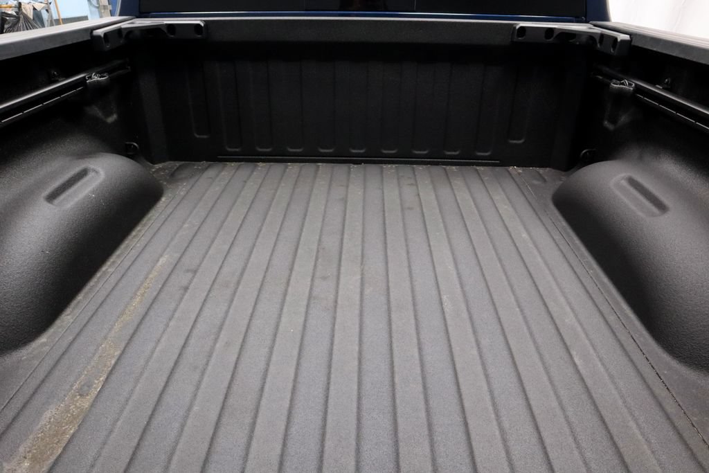 Used 2023 RAM 1500 Laramie AWD/4WD image 14