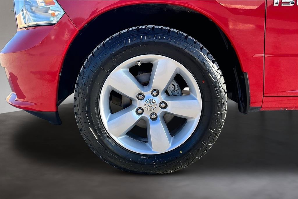 Used 2014 RAM 1500 Express image 30