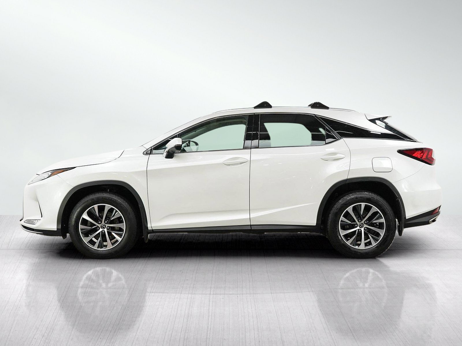 Used 2022 Lexus RX 350 AWD w/ Premium Package image 2