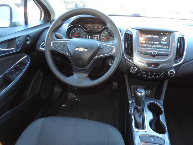 Certified 2017 Chevrolet Cruze LT w/ Convenience Package image 15