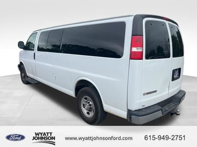 Used 2019 Chevrolet Express 3500 LT w/ LT Preferred Equipment Group RWD image 7