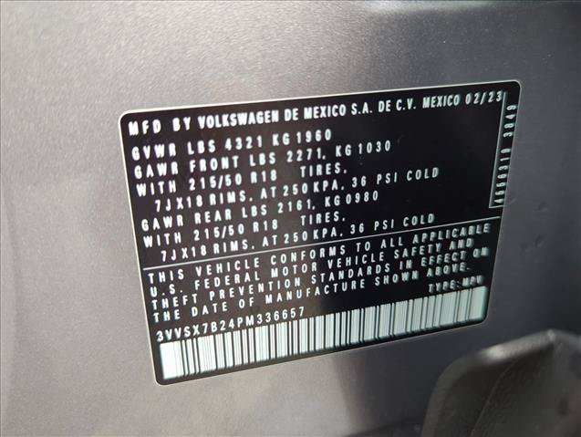 Used 2023 Volkswagen Taos SE FWD image 27