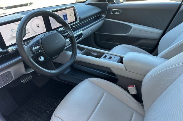 Used 2023 Hyundai Ioniq 6 Limited RWD image 13