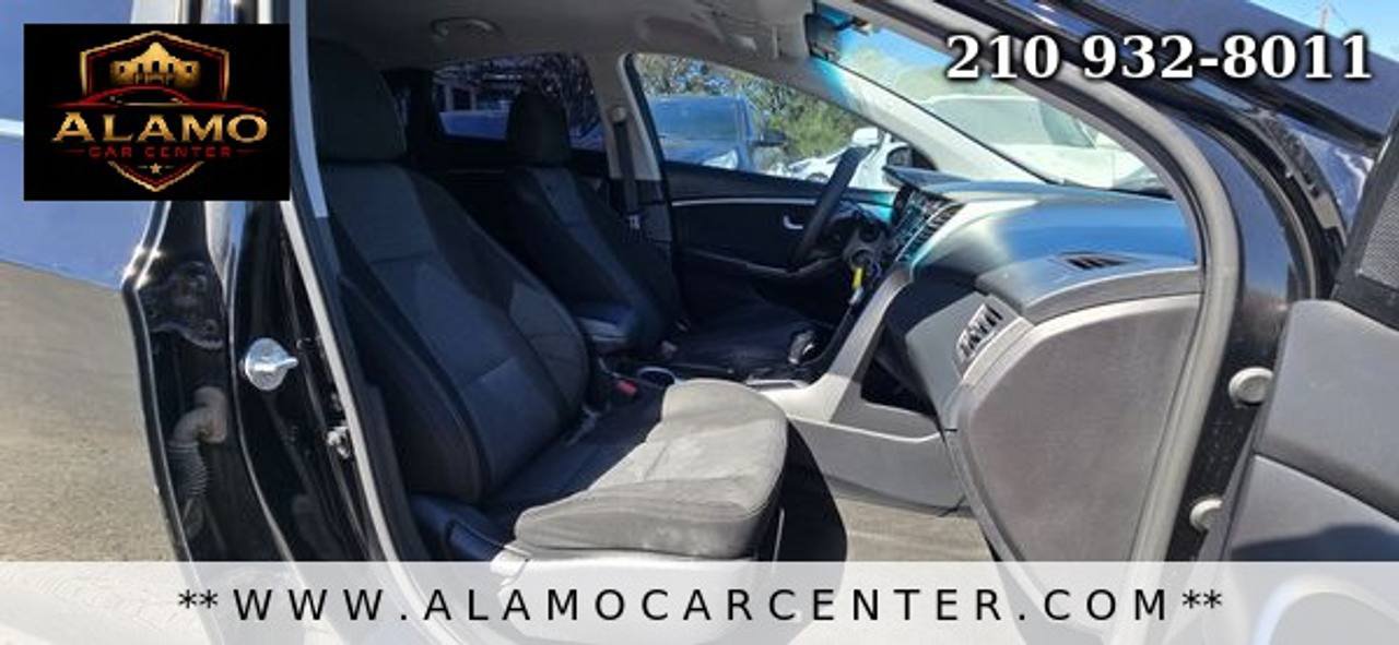 Used 2017 Hyundai Elantra GT FWD image 15