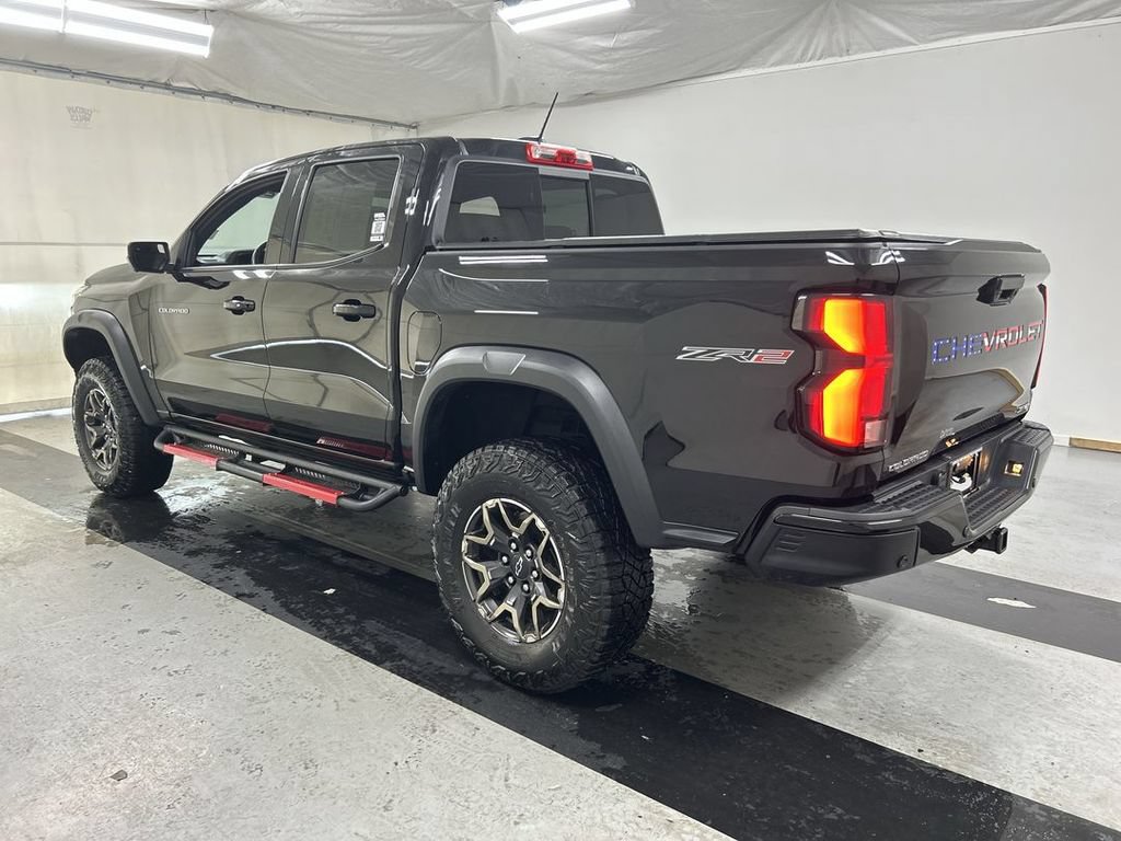 Certified 2024 Chevrolet Colorado ZR2 w/ Technology Package AWD/4WD image 7