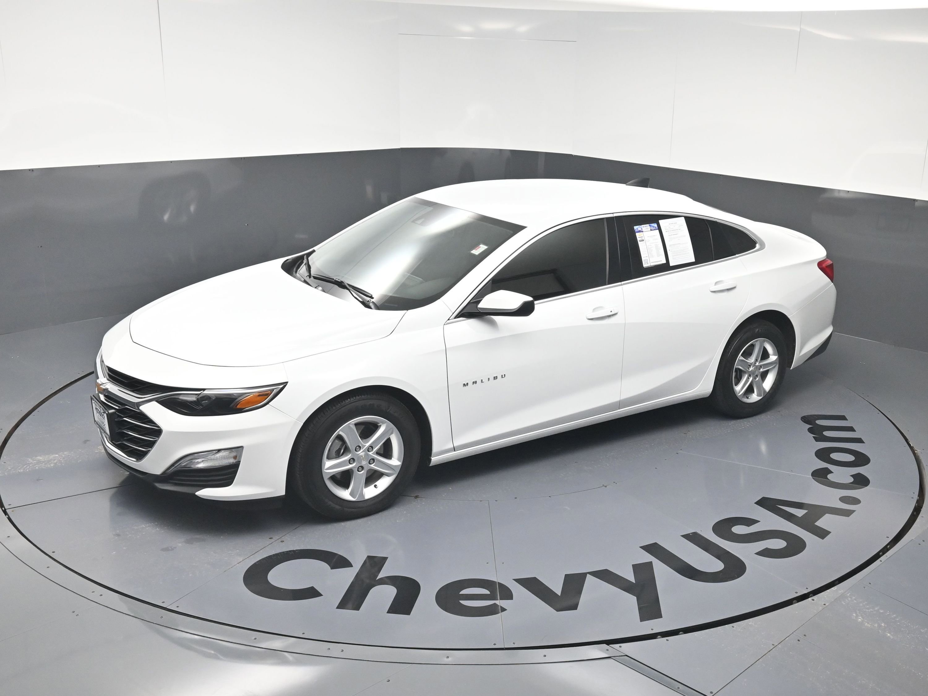 Used 2024 Chevrolet Malibu LS FWD image 27