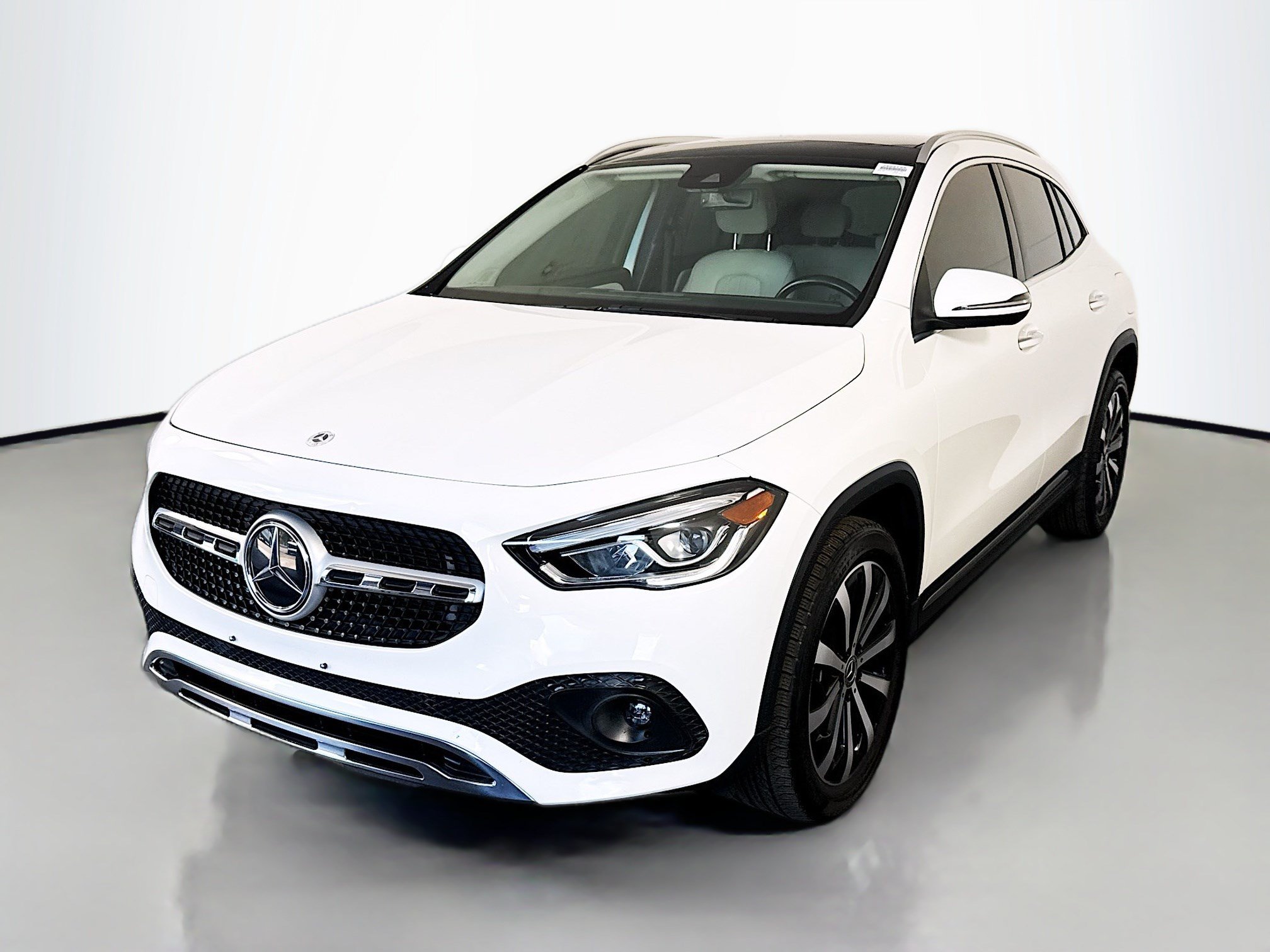 Used 2022 Mercedes-Benz GLA 250 4MATIC image 4