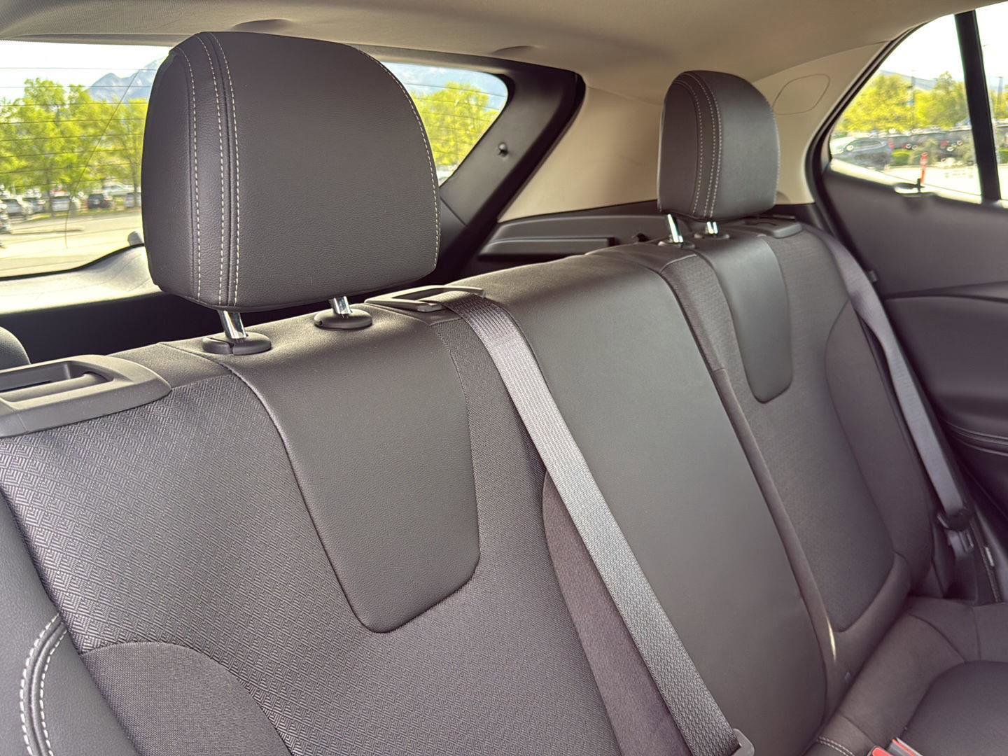Used 2024 Buick Encore GX Preferred image 32