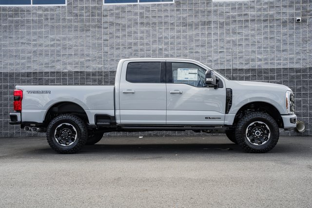 New 2026 Ford F350 Lariat image 4