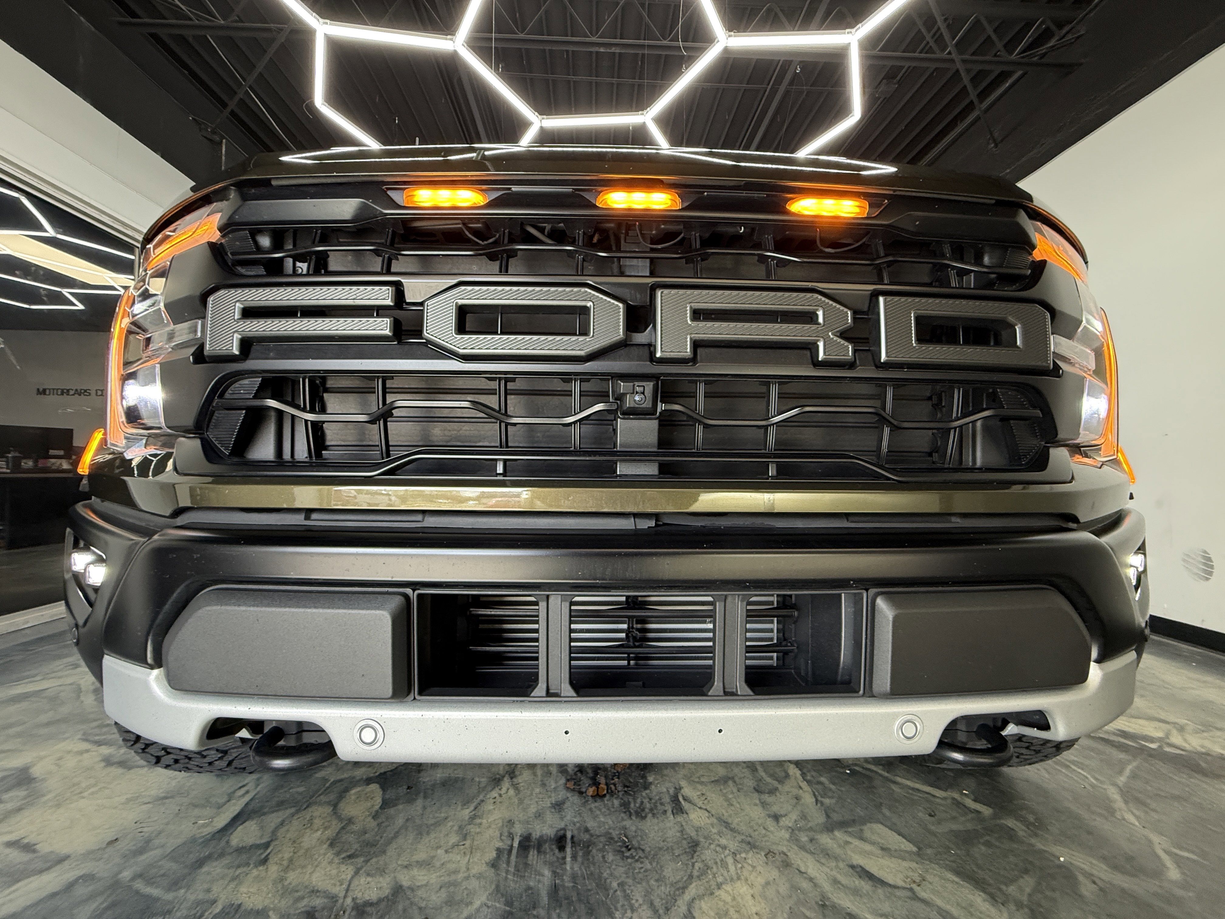 Used 2025 Ford F150 Raptor AWD/4WD image 4
