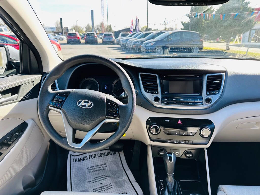 Used 2016 Hyundai Tucson SE w/ Option Group 02 image 11