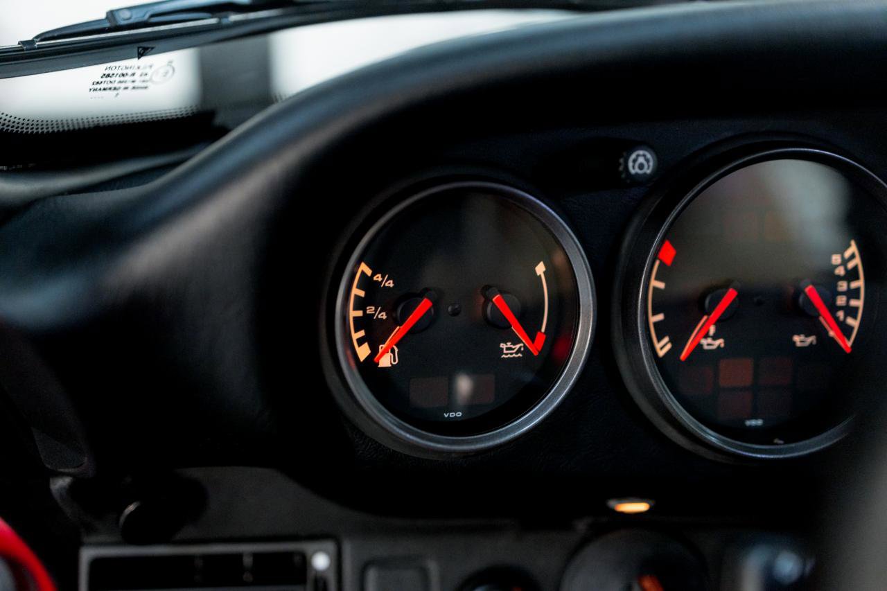 Used 1998 Porsche 911 Carrera image 51