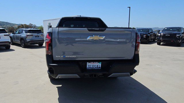 Used 2025 Chevrolet Silverado EV LT w/ LT Premium Package image 7