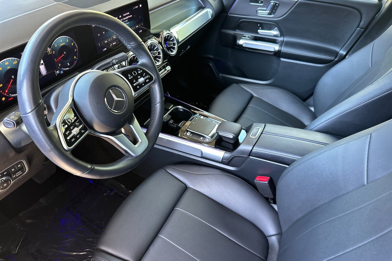 Certified 2023 Mercedes-Benz GLB 250 image 4
