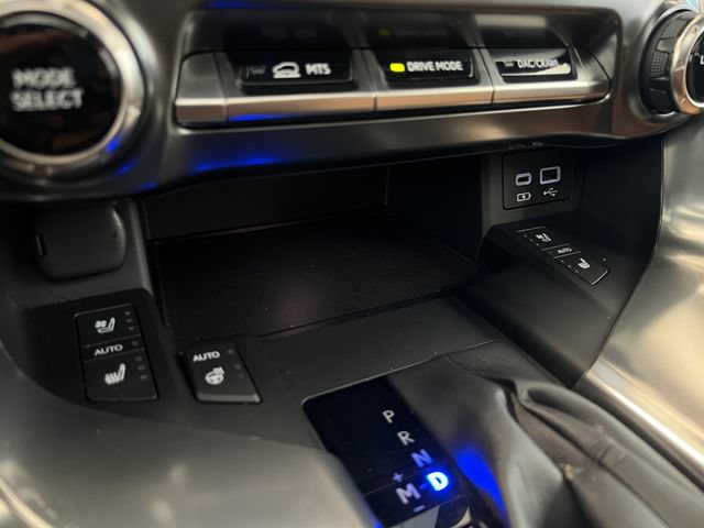 Used 2023 Lexus LX 600 4WD w/ Appearance Package image 28