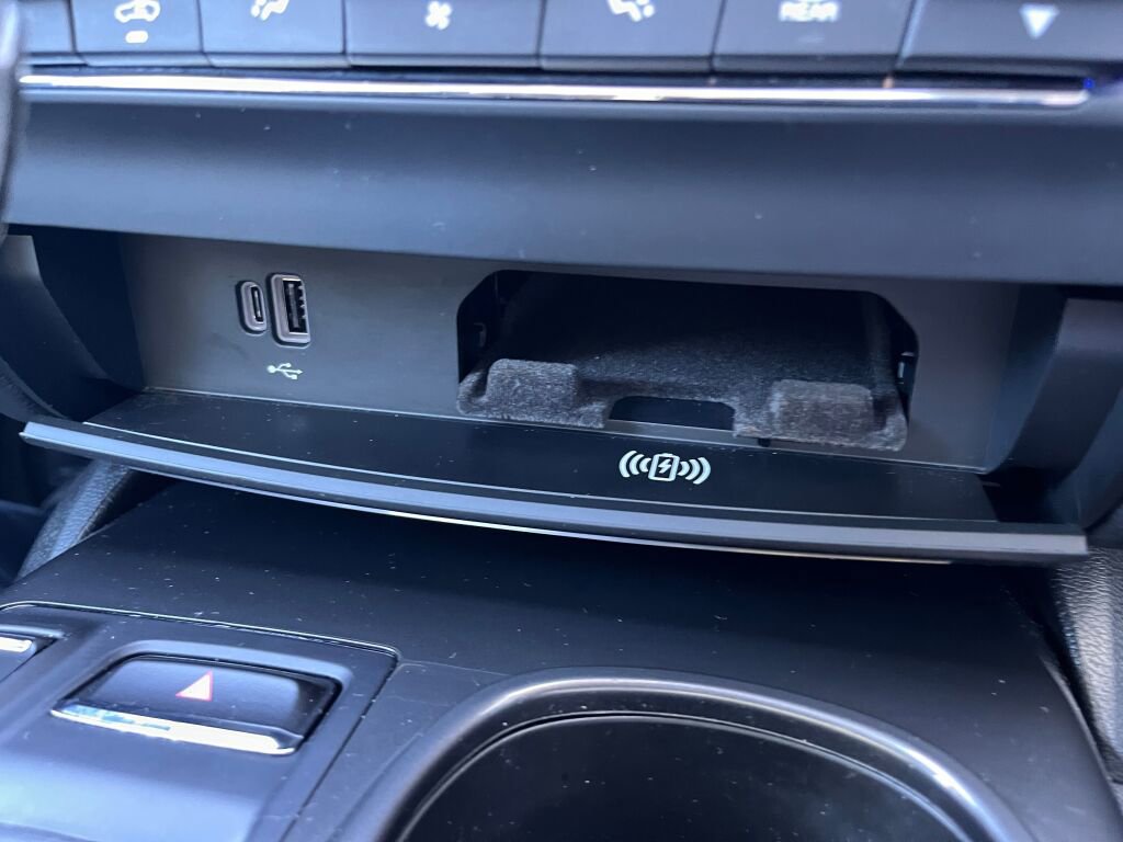 Used 2021 Maserati Ghibli S image 20