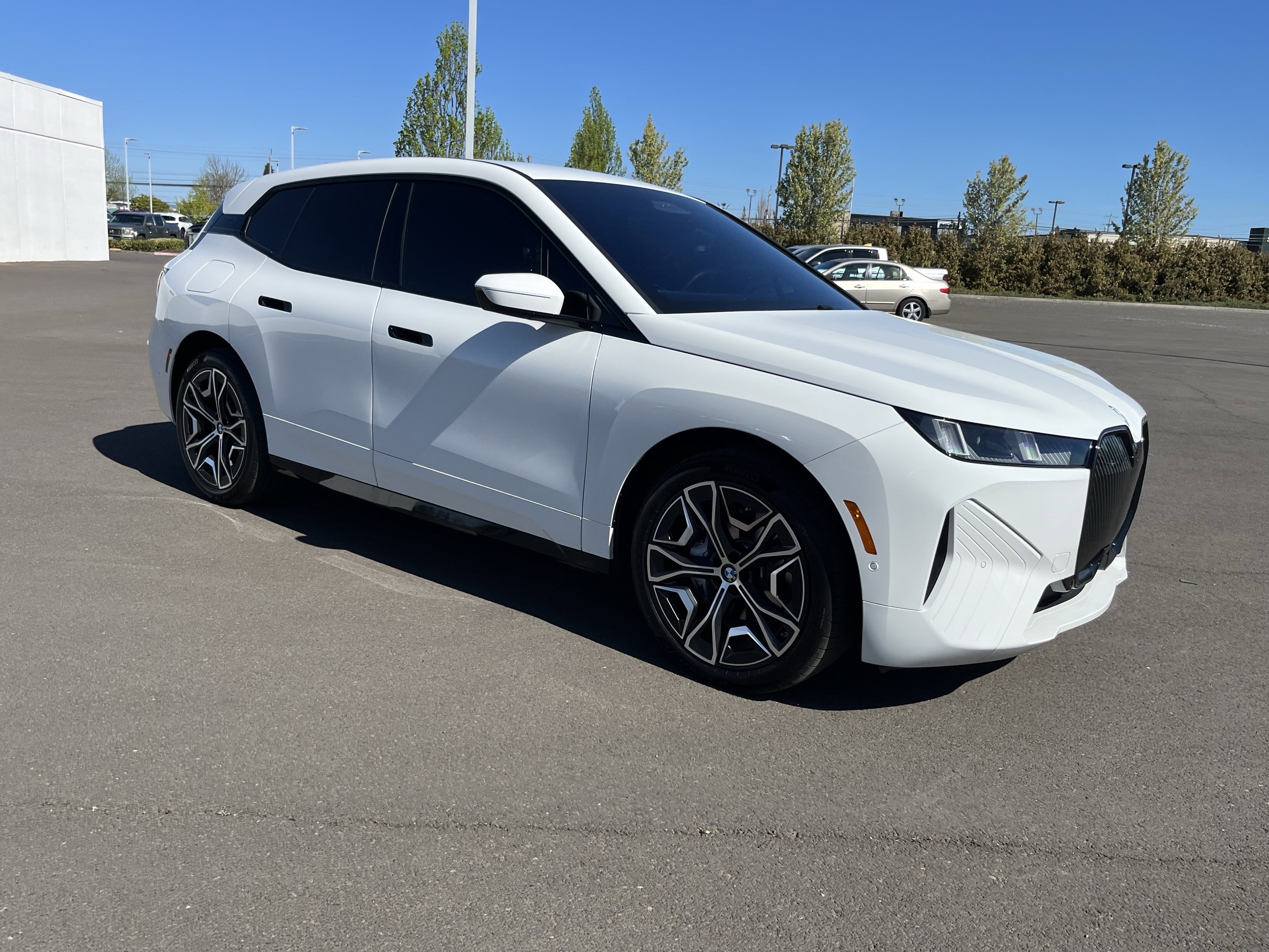 Used 2026 BMW iX xDrive45 image 7