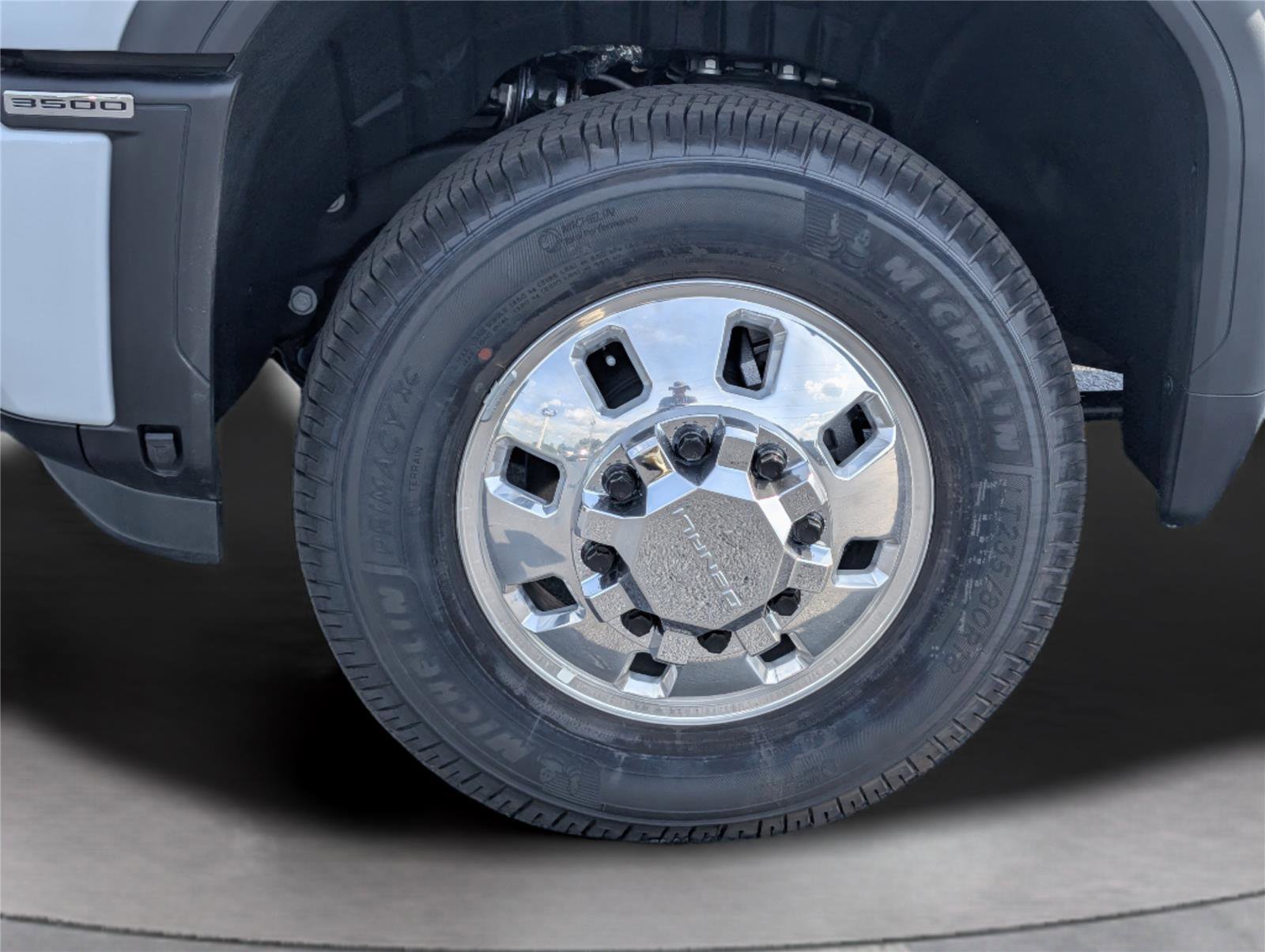 New 2026 GMC Sierra 3500 Denali w/ Denali Reserve Package AWD/4WD image 40