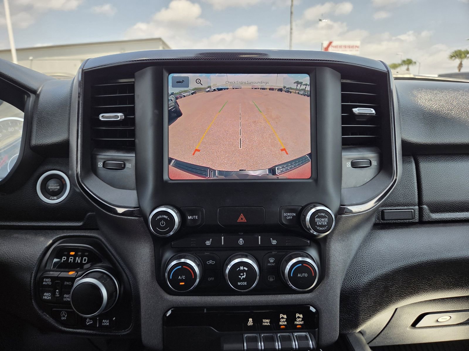 Used 2022 RAM 1500 Big Horn w/ Built-to-serve Edition AWD/4WD image 35