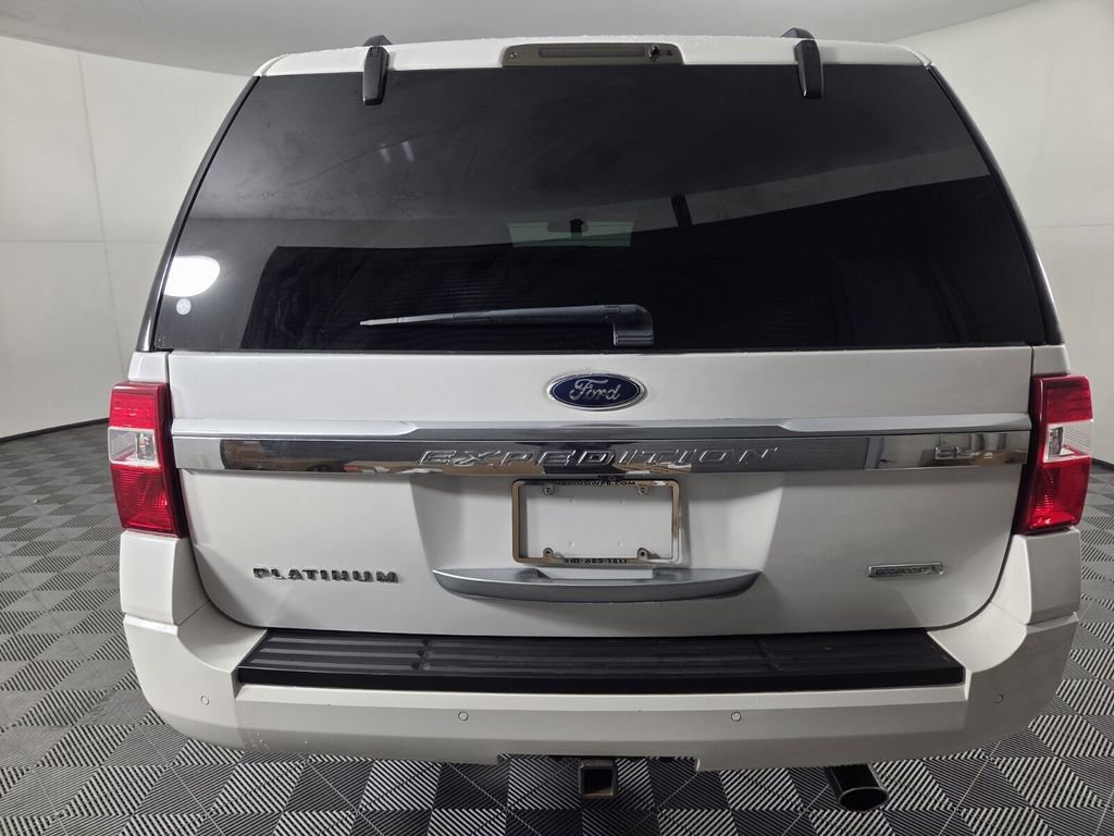 Used 2016 Ford Expedition EL Platinum image 7
