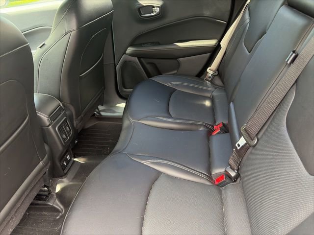 Used 2021 Jeep Compass Latitude AWD/4WD image 9