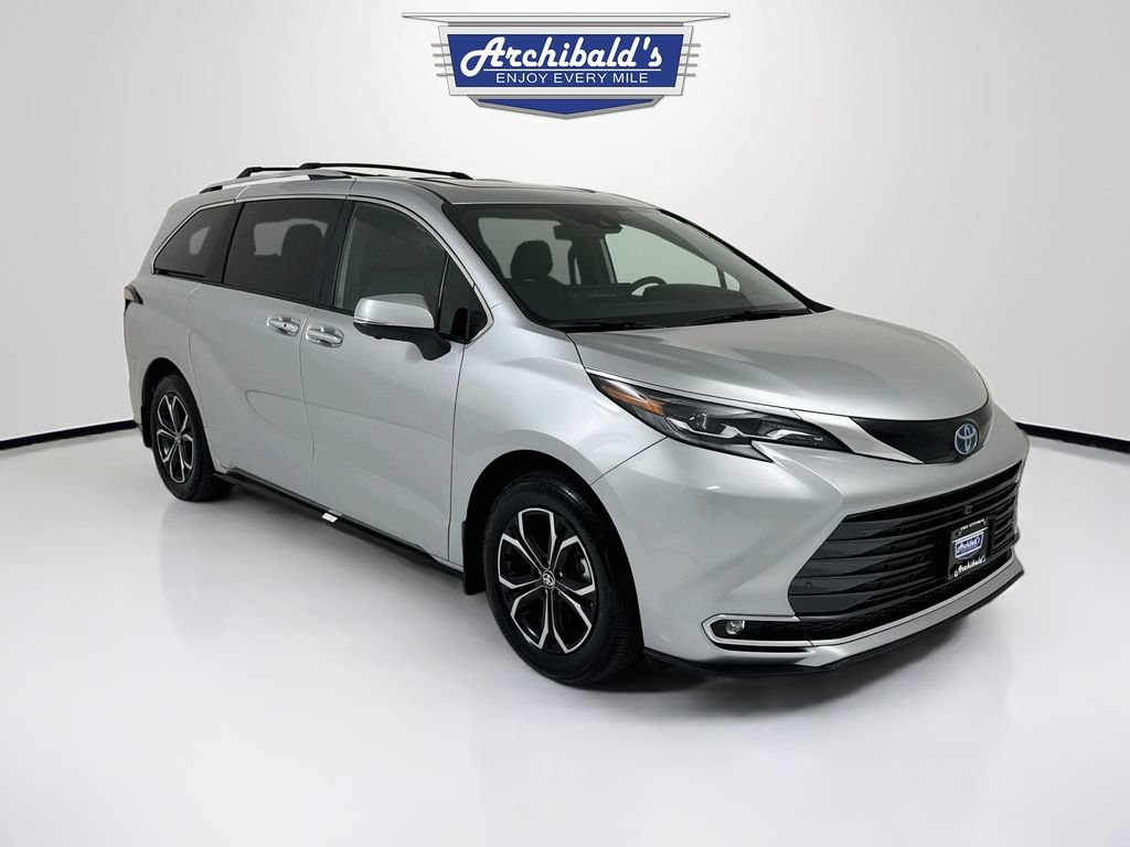 Used 2025 Toyota Sienna Platinum AWD/4WD 360° Tour