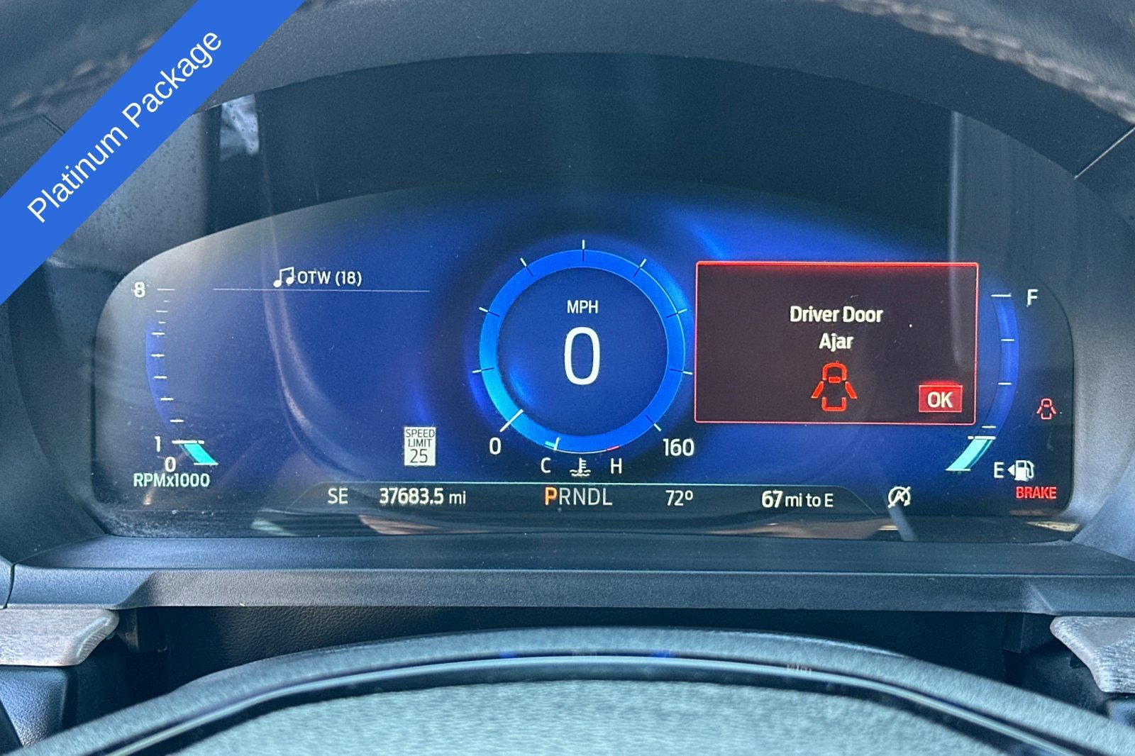 Certified 2022 Ford Explorer Platinum w/ Equipment Group 601A image 24