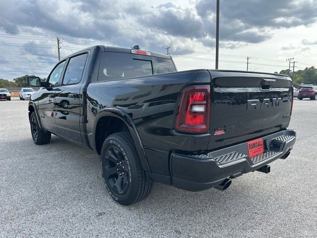 New 2026 RAM 1500 4x4 Crew Cab image 5