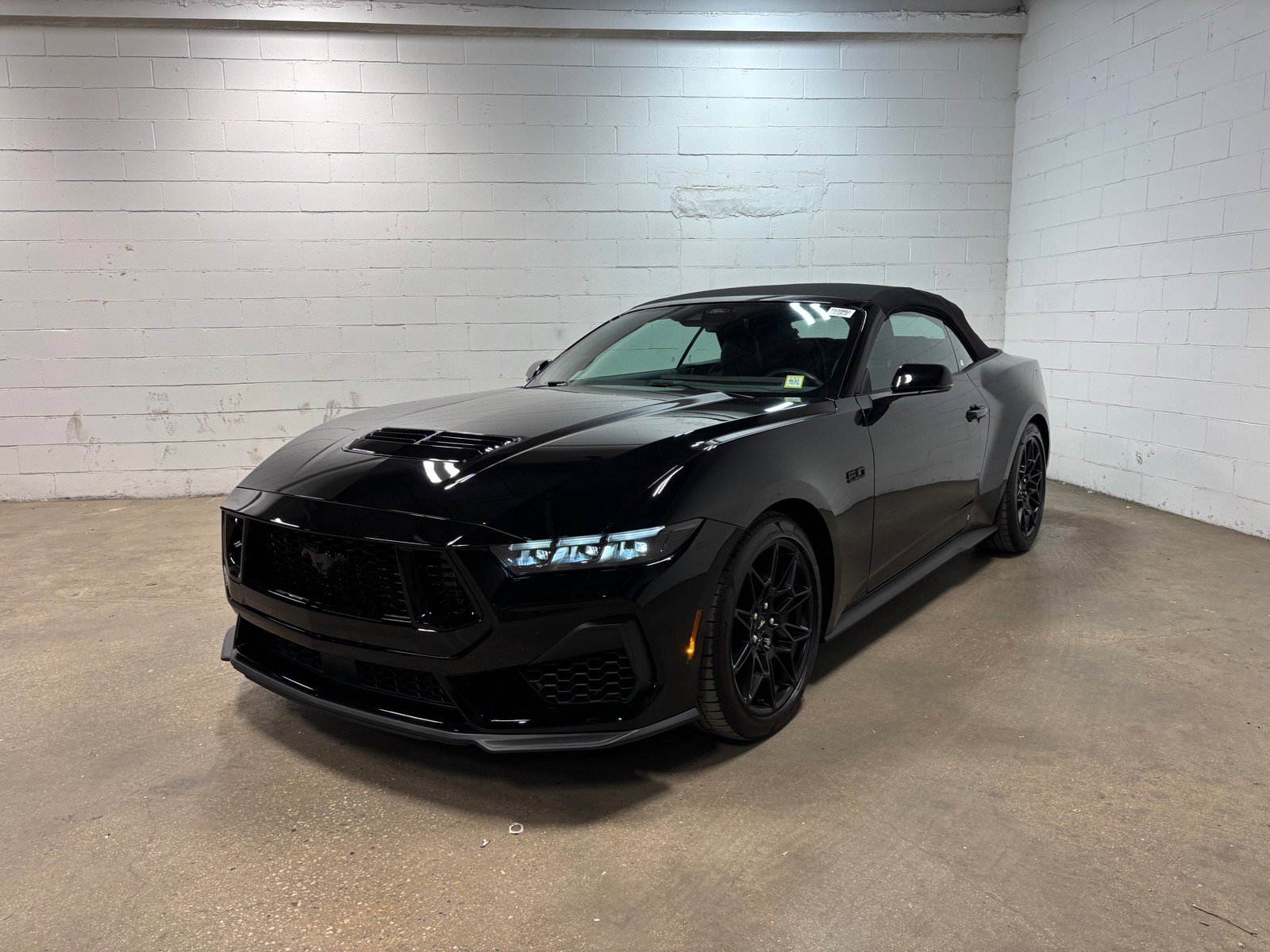 Used 2024 Ford Mustang GT Premium w/ GT Performance Package RWD image 1