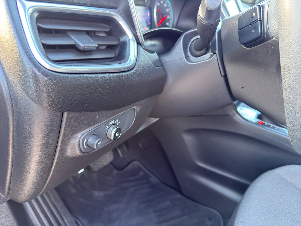 Used 2020 Chevrolet Equinox LT image 14