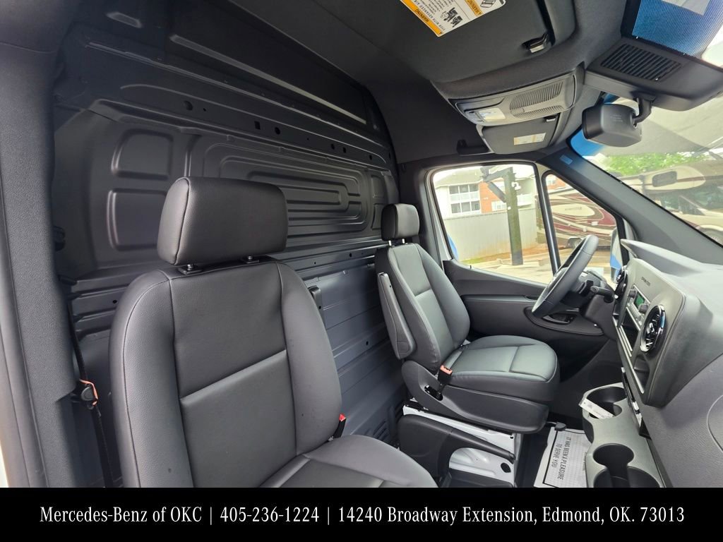 New 2026 Mercedes-Benz Sprinter 2500 image 13
