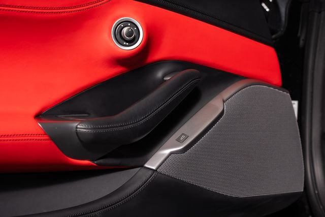 Used 2019 Ferrari Portofino RWD image 61