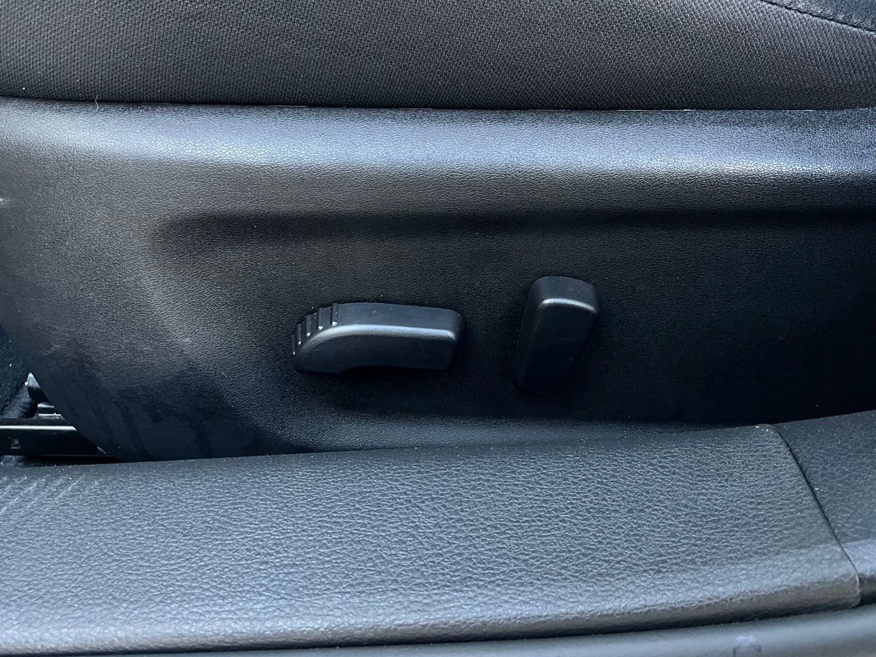 Used 2025 Nissan Altima 2.5 SV image 11