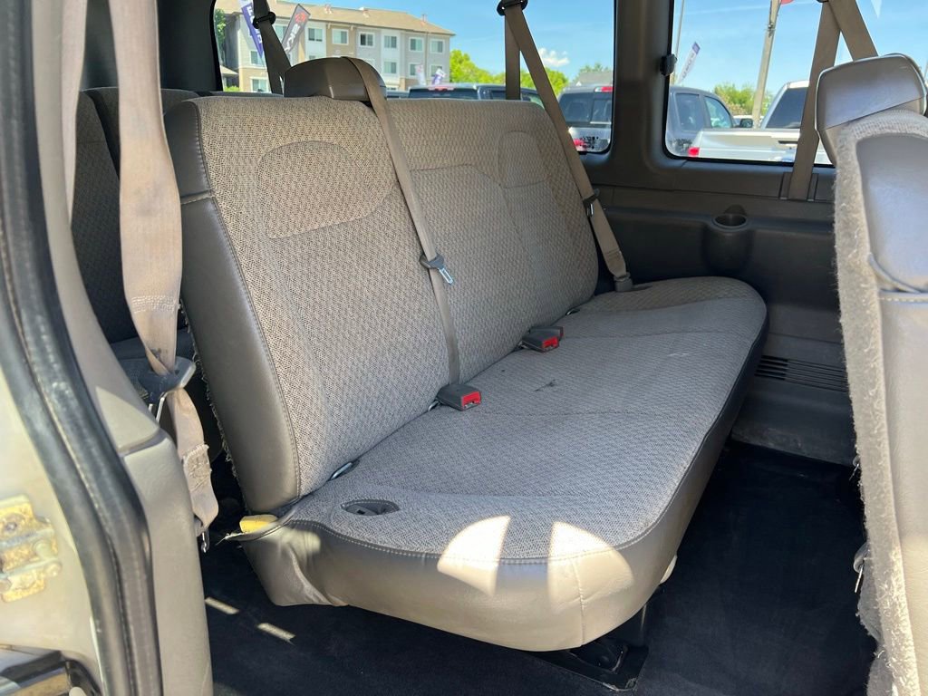 Used 2020 Chevrolet Express 3500 LT w/ LT Preferred Equipment Group RWD image 22
