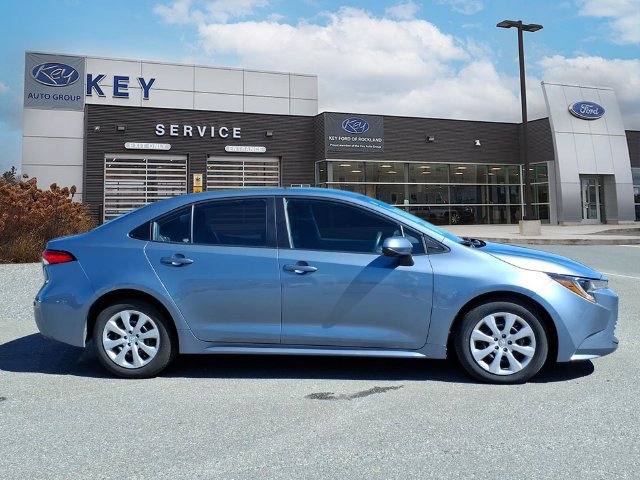 Used 2024 Toyota Corolla LE FWD image 4