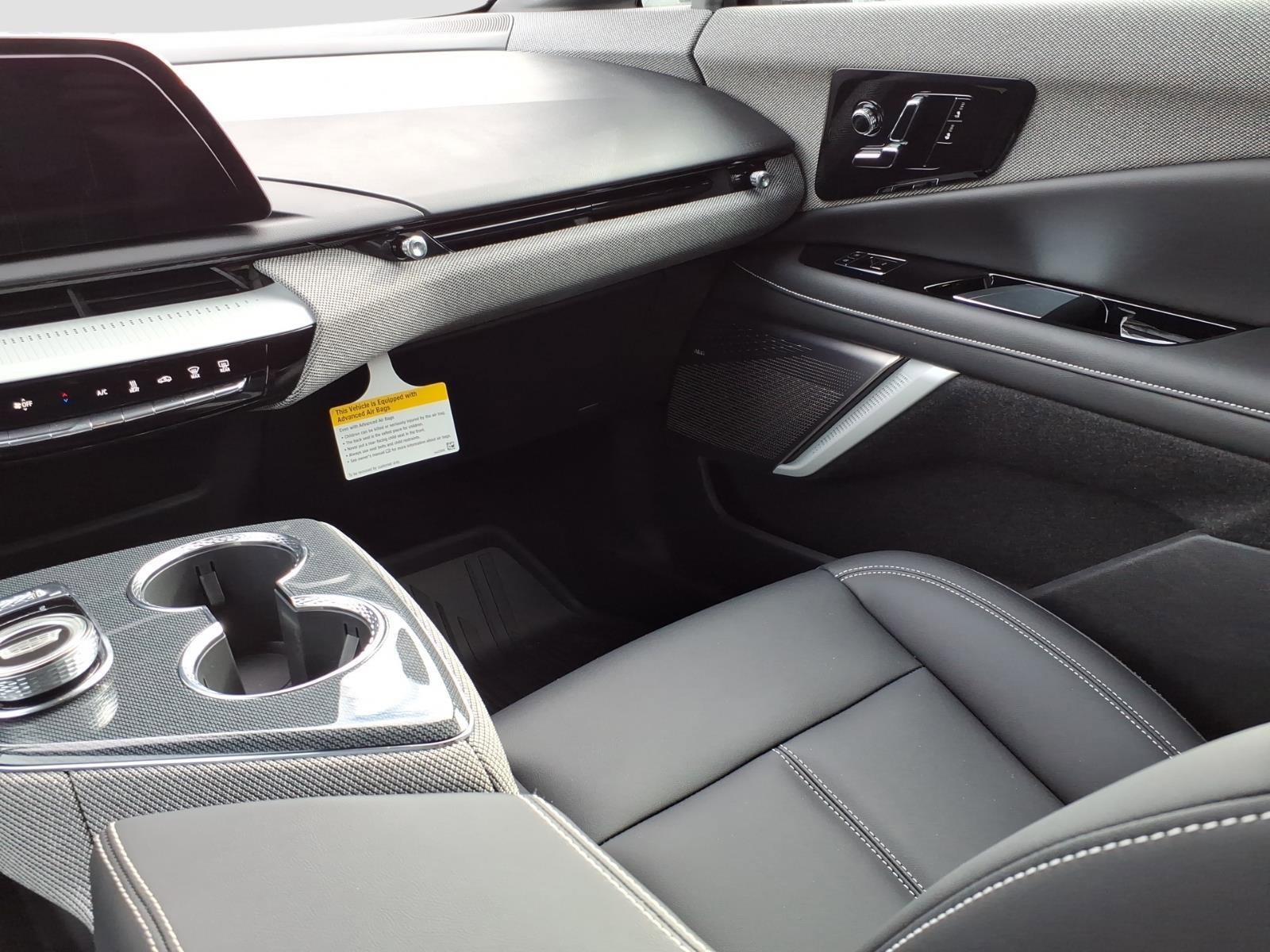 New 2026 Cadillac Optiq Sport 1 image 10