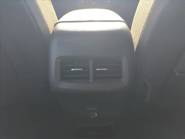 Used 2021 GMC Terrain SLE w/ Driver Convenience Package image 17