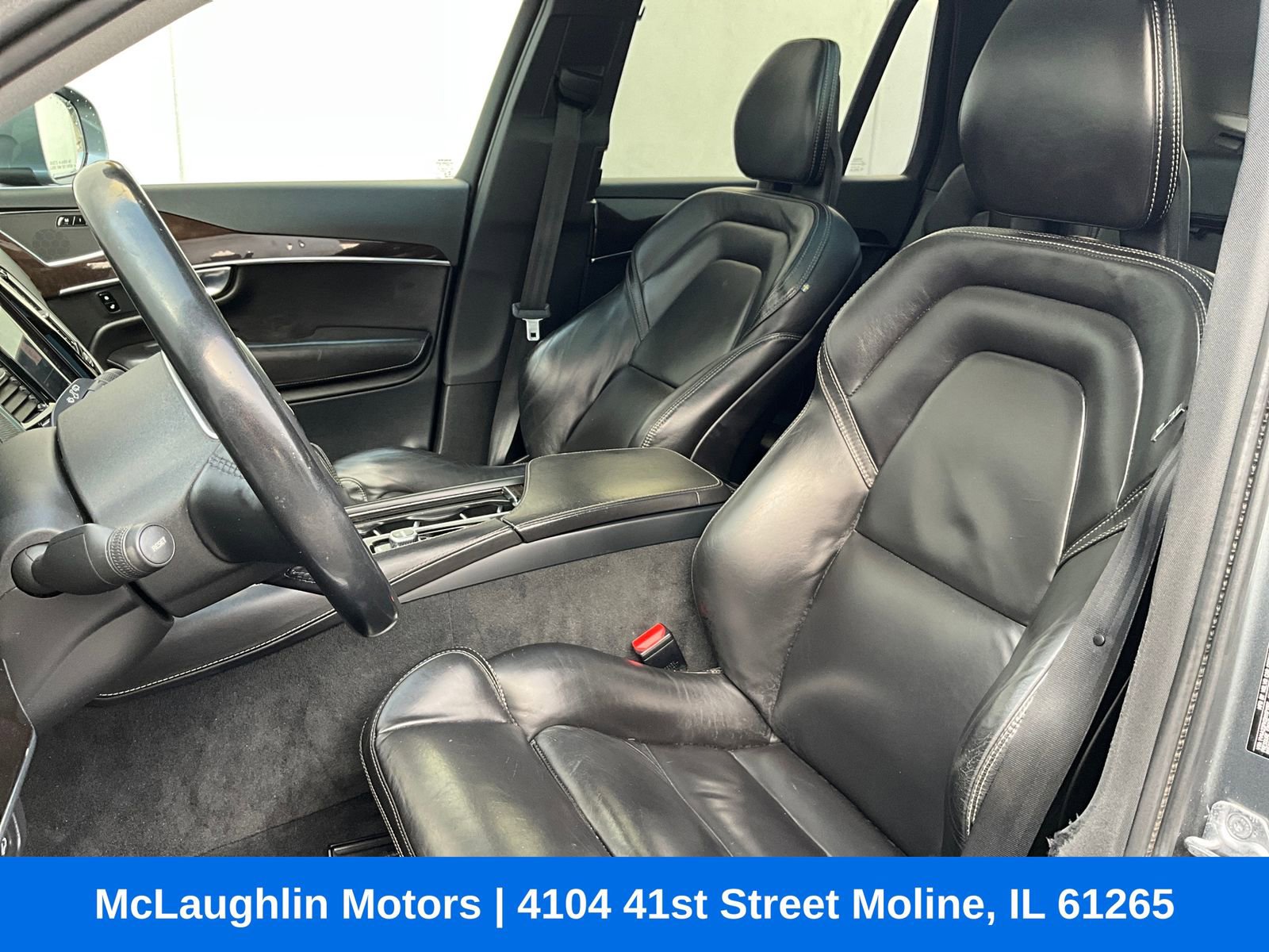 Used 2017 Volvo XC90 T6 Momentum image 8