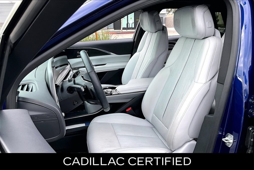 Used 2024 Cadillac Lyriq Luxury RWD image 9