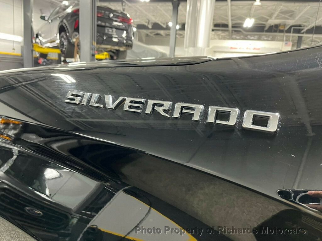 Used 2022 Chevrolet Silverado 1500 RST w/ Max Trailering Package image 10